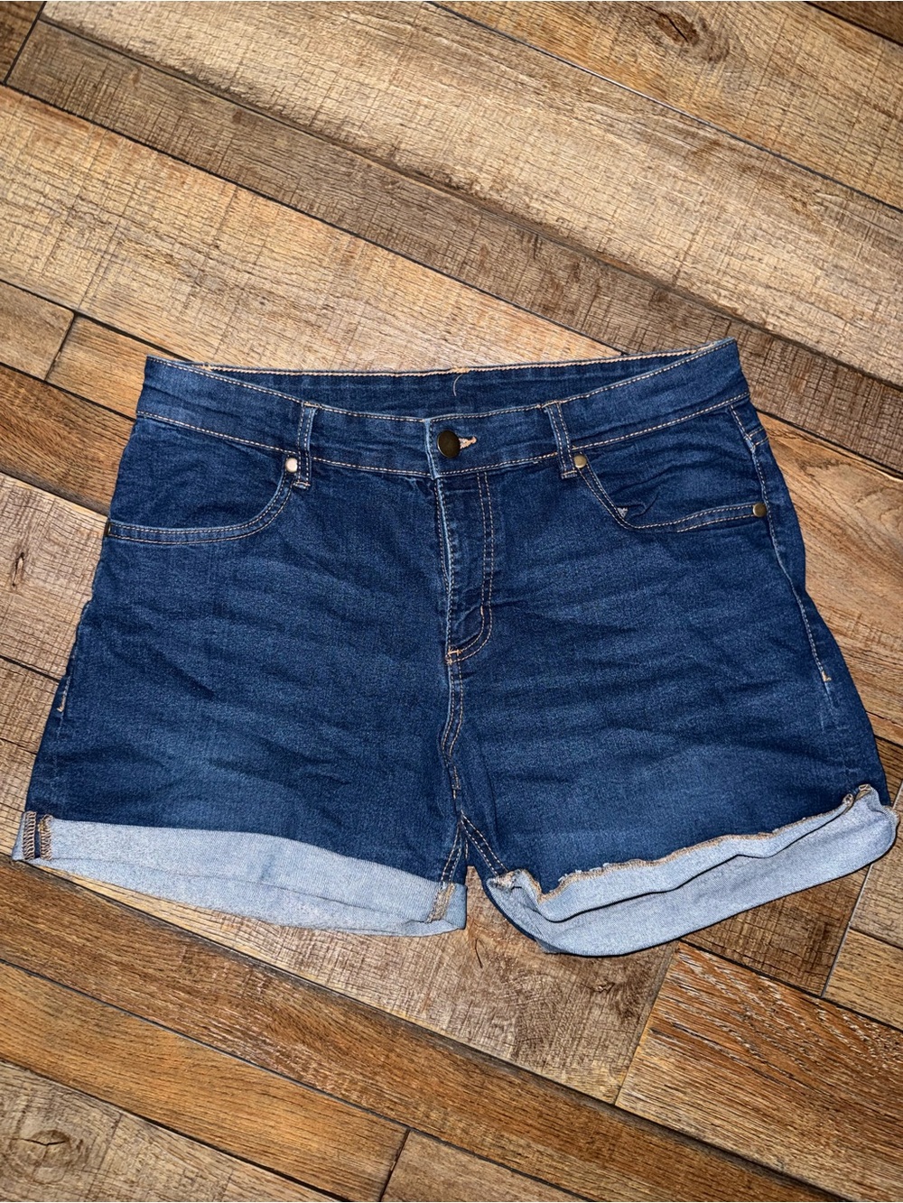 Serra Dark Blue Rolled-Hem Denim Shorts 12